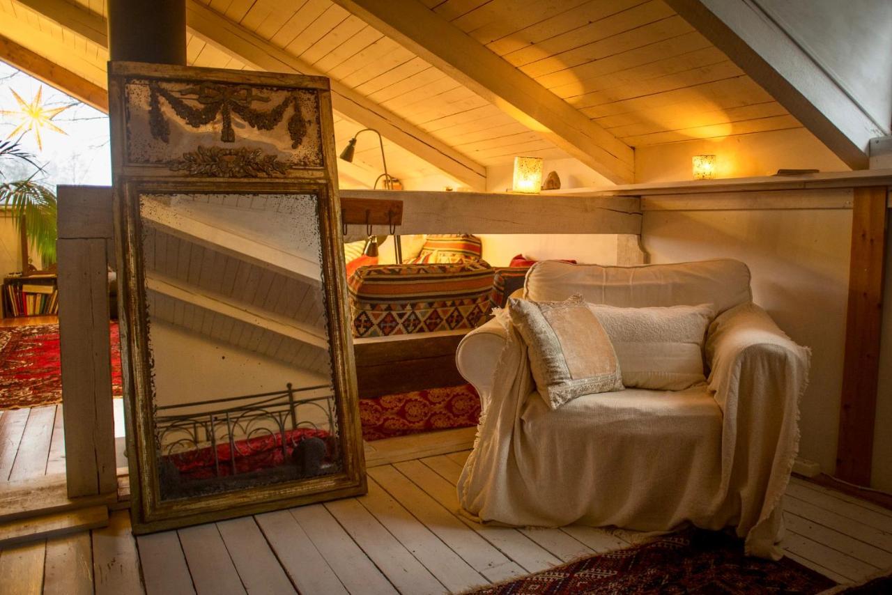 Romantic Spa Villa With Fireplace By The Lake Stjarnsund Bagian luar foto